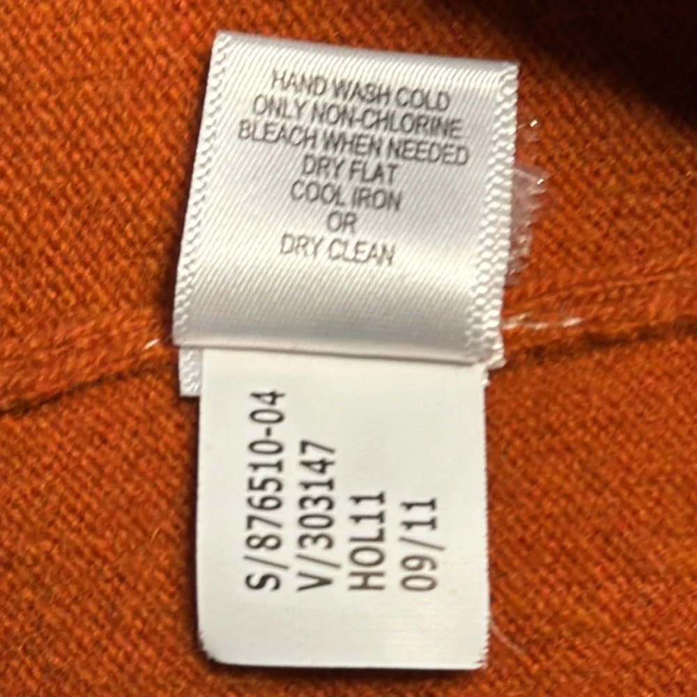 Banana Republic brand banana